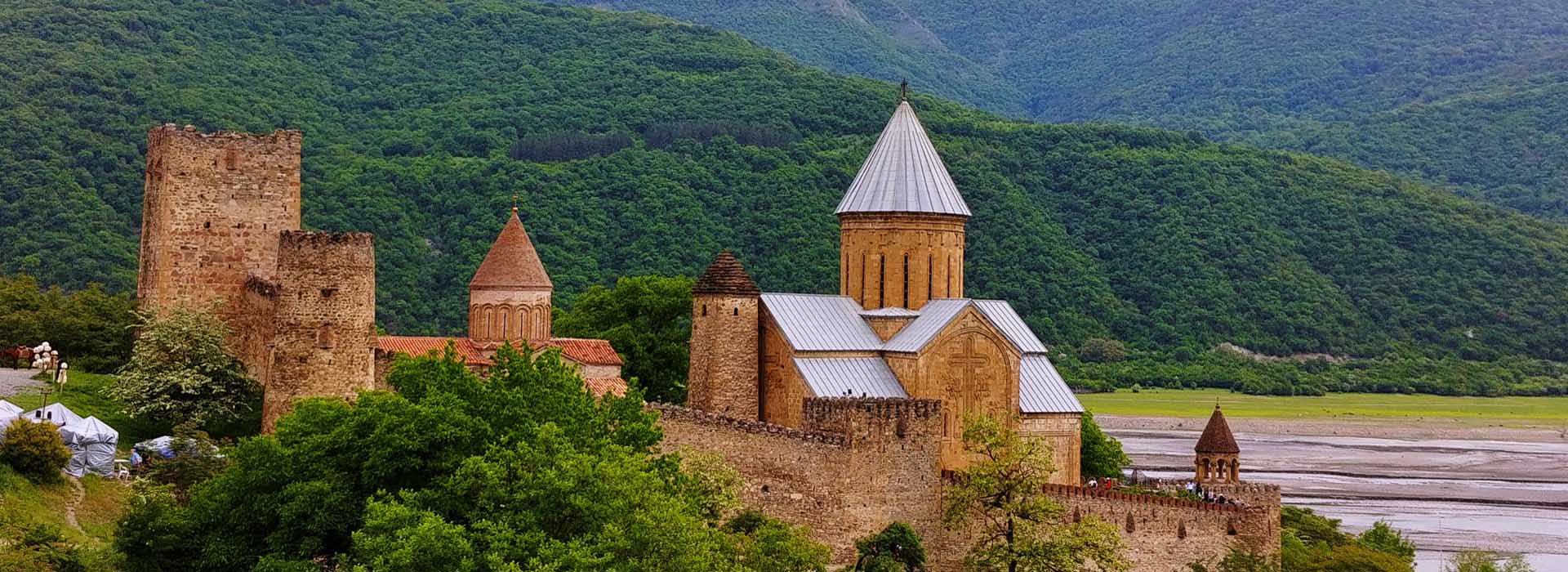South Caucasus -16 Days – 20May22